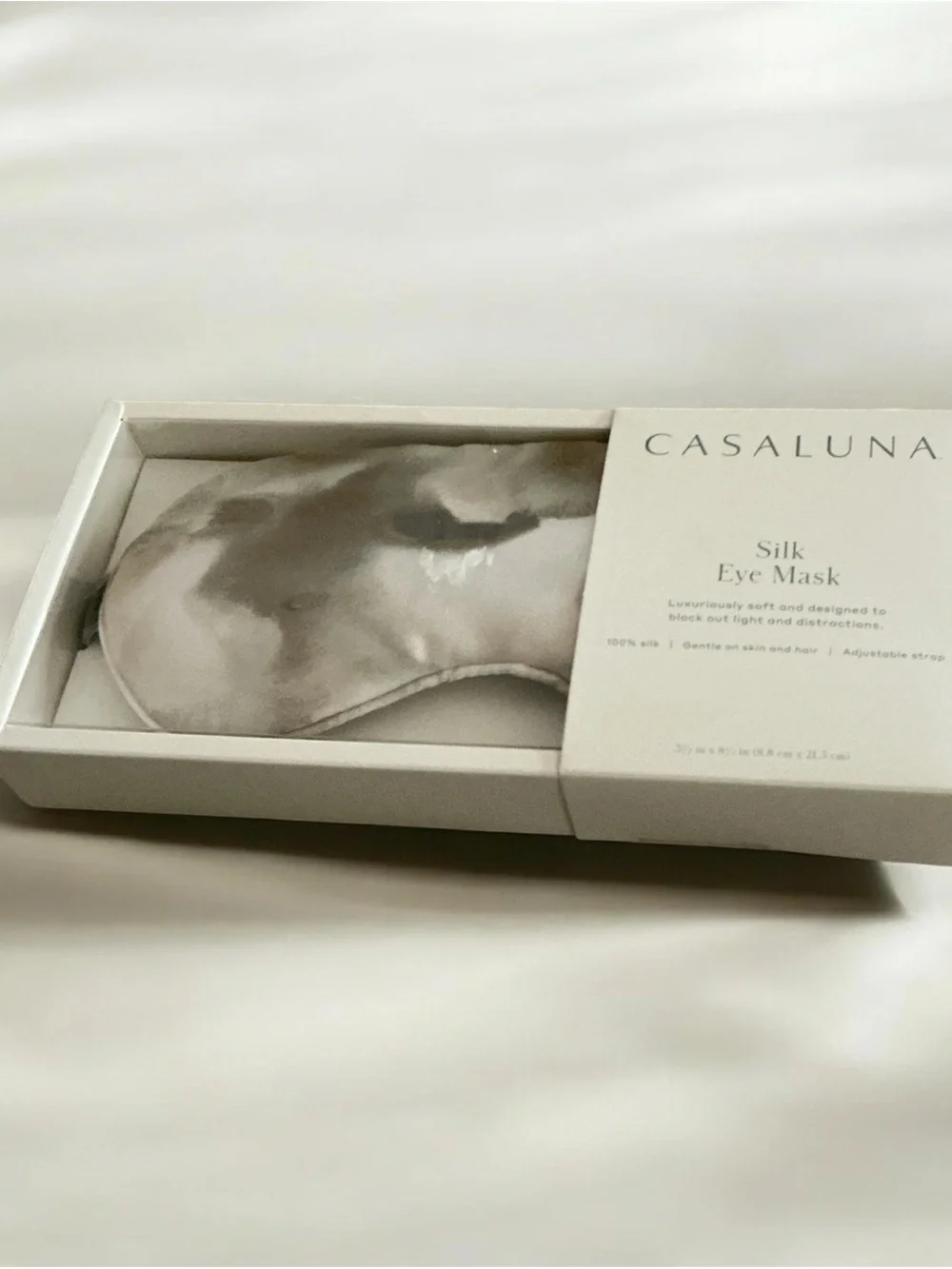 Casaluna Marble-Pattern Silk Eye Mask in Olive Watercolor